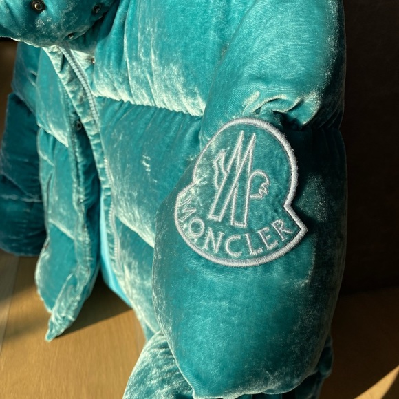 COPY - Moncler Blue velvet puffer coat - Picture 2 of 12